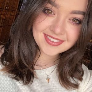 Meet your Posher, Brianna